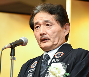 嘉瀬 誠次様(代理:長男 晃様)
