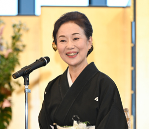神田香織様